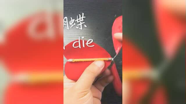 自己做的蝴蝶,会飞还能拍打翅膀