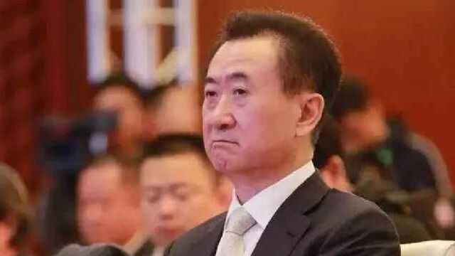 从中国首富到负债4000亿!“一无所有”王健林要成真了?