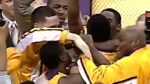 NBA零距离关键先生罗伯特霍里经典绝杀国王回顾2002年西决G4