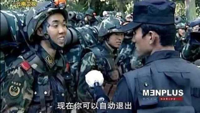 兵王:你以为特种兵吃个馒头能坐着吃?站着吃也没可能,什么叫魔鬼?