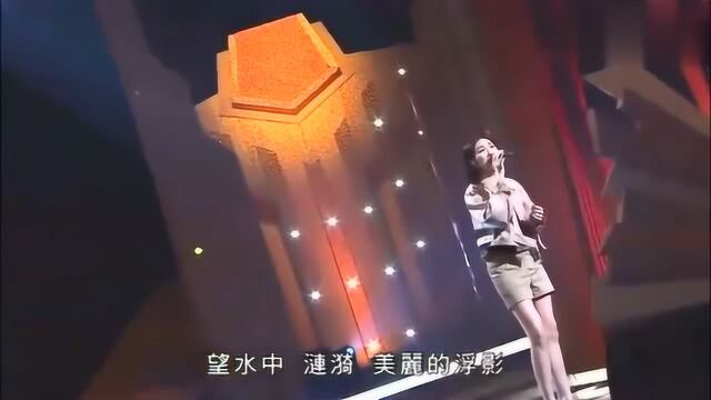 车婉婉现场演唱《每点爱都记着》,真是人美歌甜啊!