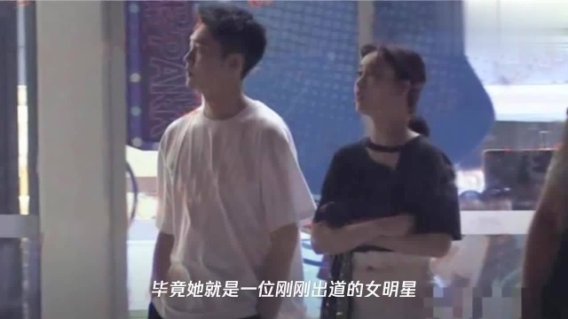 24岁孟子义恋情疑曝光,与神秘男子表现亲密聚餐后同返家