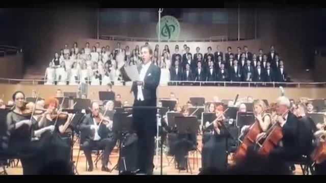 塞尔维亚广播交响乐团演绎《我的祖国》用中文演唱歌曲