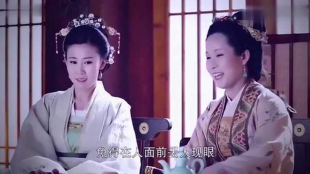 夫人们都以为李未央是个乡下粗野女子,想不到人家长得美若天仙!