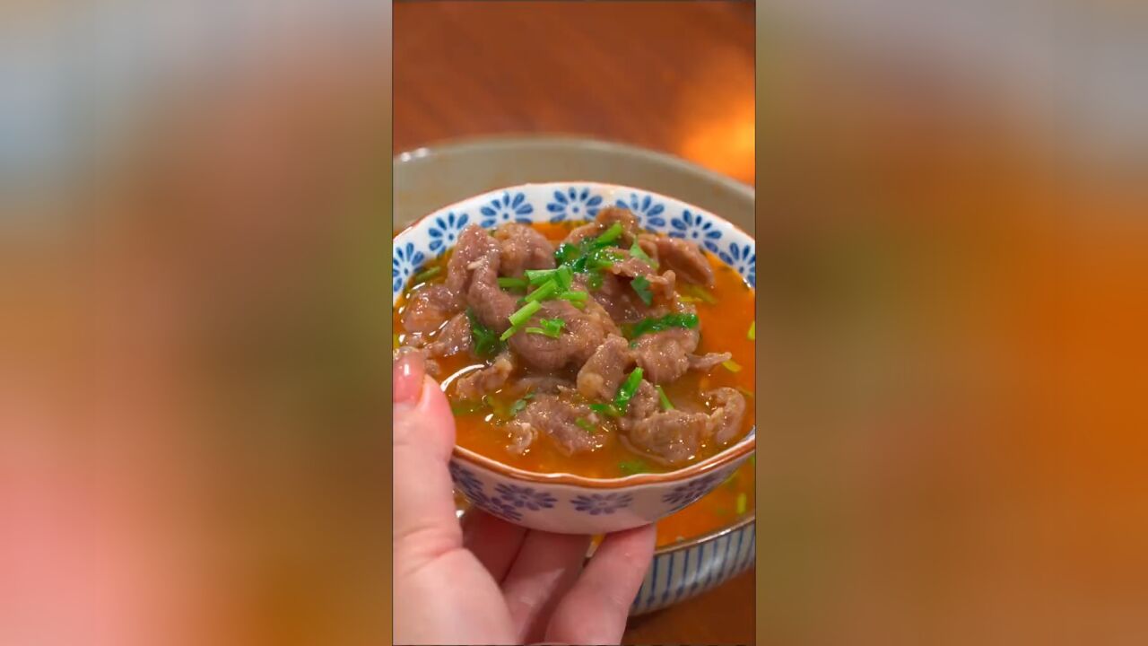 孩子吃饭没胃口,就给他做这个番茄牛肉汤,牛肉嫩滑,汤酸开胃