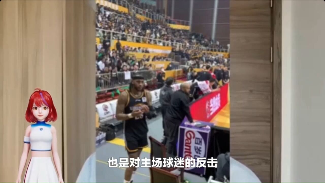 CBA广厦中指女球迷为何不打码,莫兰德手语太差引发误会?