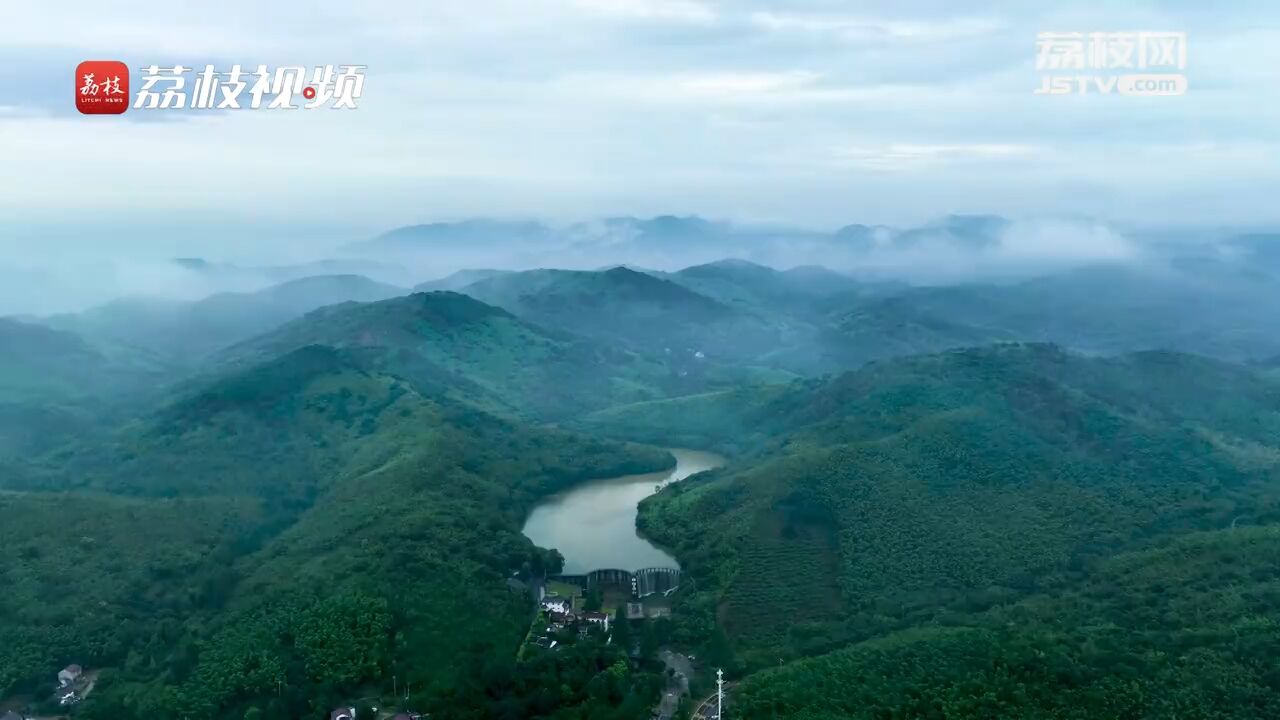 气势如虹!常州溧阳雨后现壮观飞瀑