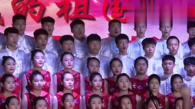 第二高级中学师生唱响旋律,放飞《中国梦》