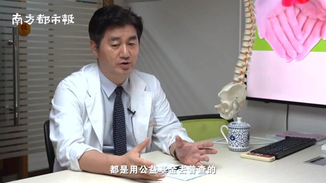 15岁小孩一年加重五十度!脊柱侧弯专家杨军林:终止是查的目的