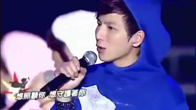 棒棒堂曾经大火的歌曲《苦茶 》,现在听来都是回忆,还是很好听