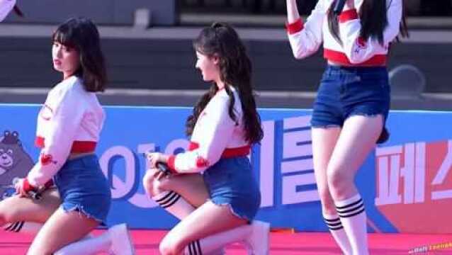 韩国美女现场热舞