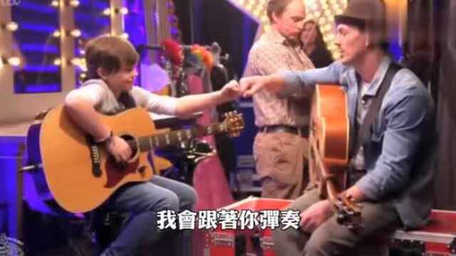 太有爱了!达人秀上一对父子档得到了Simon的黄金按钮!