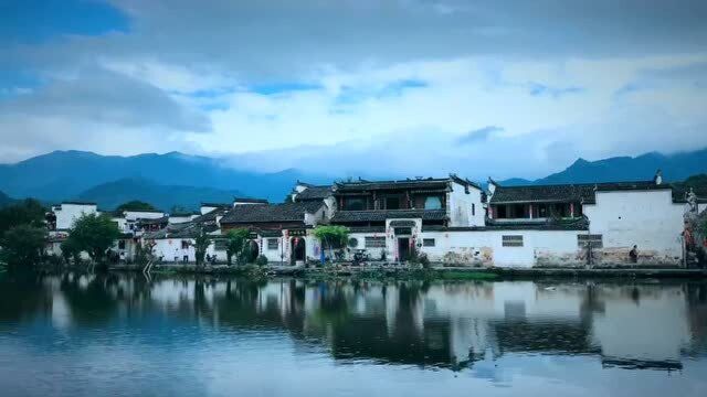 延时摄影下的黄山宏村,犹如展开了一幅幅水墨画卷@头条旅游