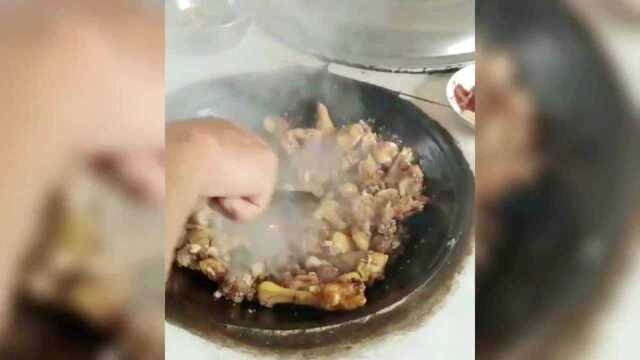 爆笑做饭失误翻车现场,第一次下厨没什么经验,让大家见笑了!