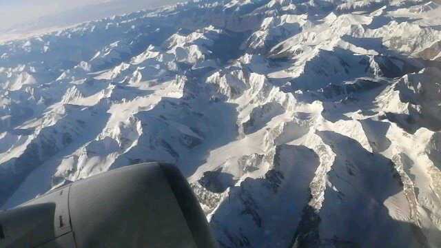 天山山脉风景