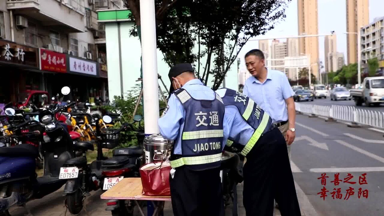 免费赠茶十余载 清凉消暑暖人心