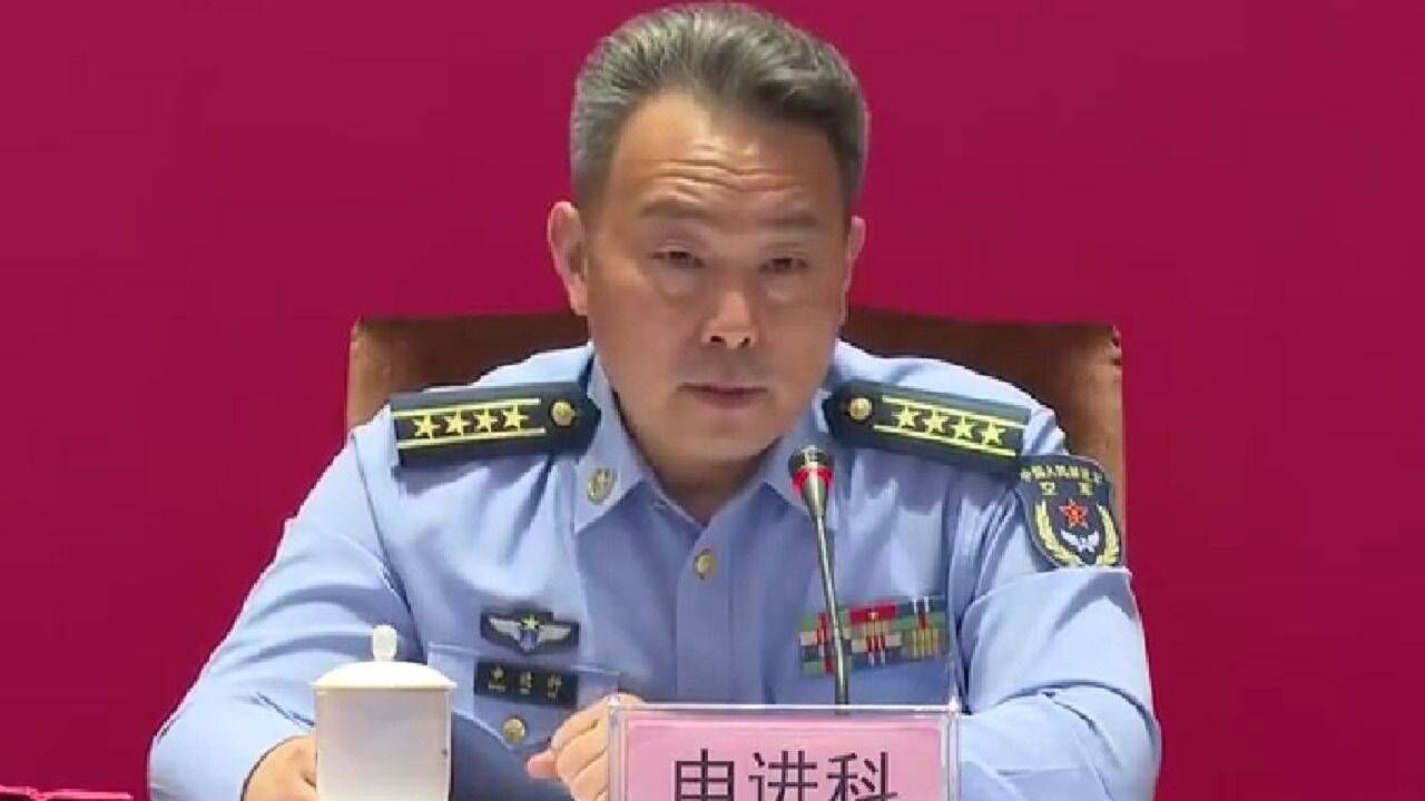 警巡东海、战巡南海!人民空军飞出新航迹