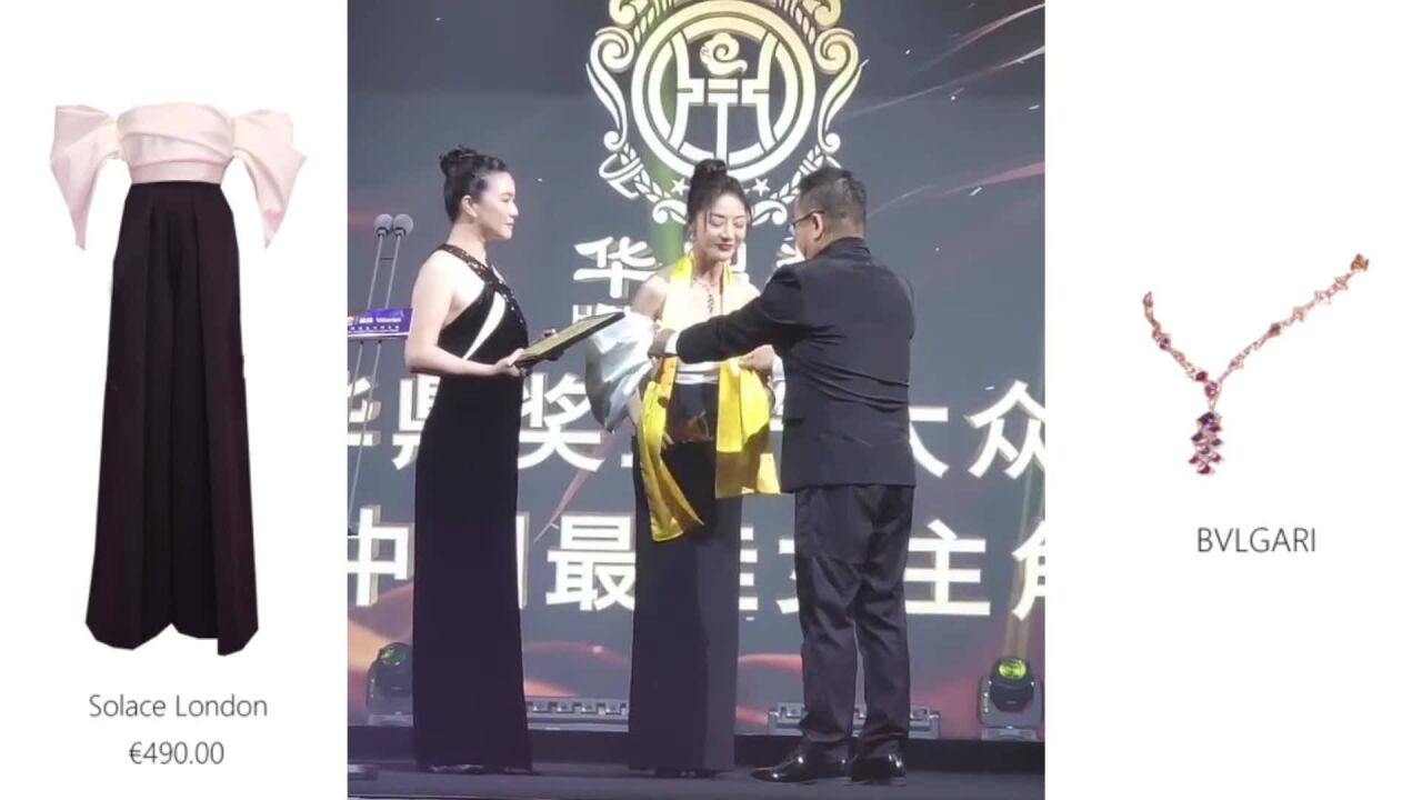 邓家佳首次斩获华鼎最佳女演员成大赢家,穿礼服秀直尺肩,瘦不少太惊艳