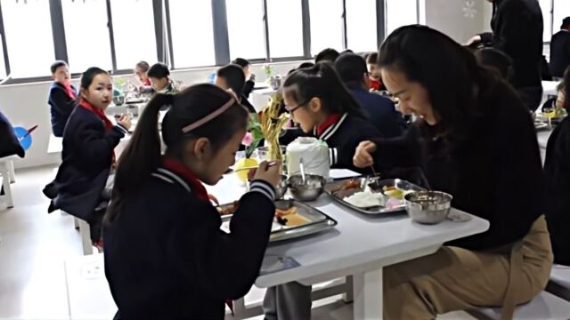 取消教工食堂!9月1日起,浙江宁波中小学实行师生同餐