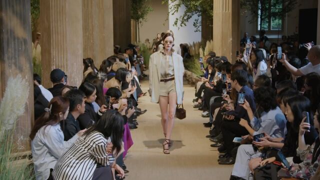 意大利时装品牌Max Mara(麦丝玛拉)2024年SS秀场(short)