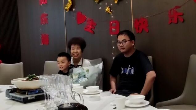 儿子的婶娘拍的,原视频,很稳定清晰 20230526