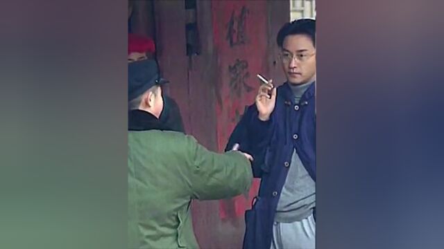 人们用”优雅“形容他,而我用他来形容“优雅”