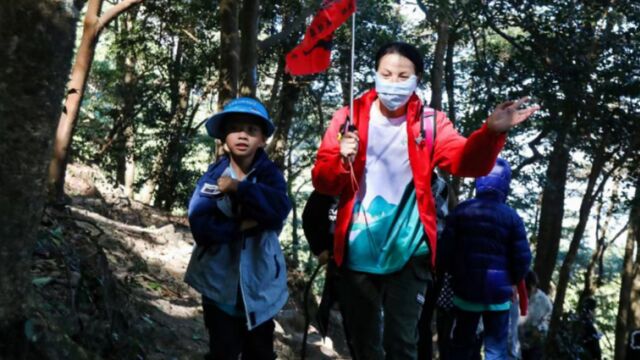 “勇登顶峰、打造新极”!东莞谢岗第二届银瓶登山文化节开幕