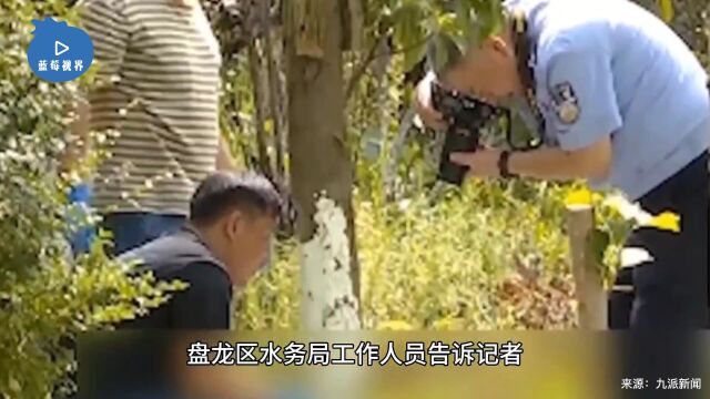 昆明一窨井内发现两具男尸,警方称系检修设备时溺亡,水务局回应