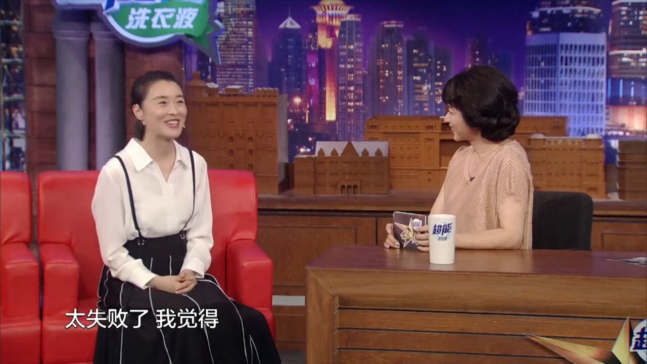 五十岁的吴越提到爱情,潇洒的态度,让众人敬佩