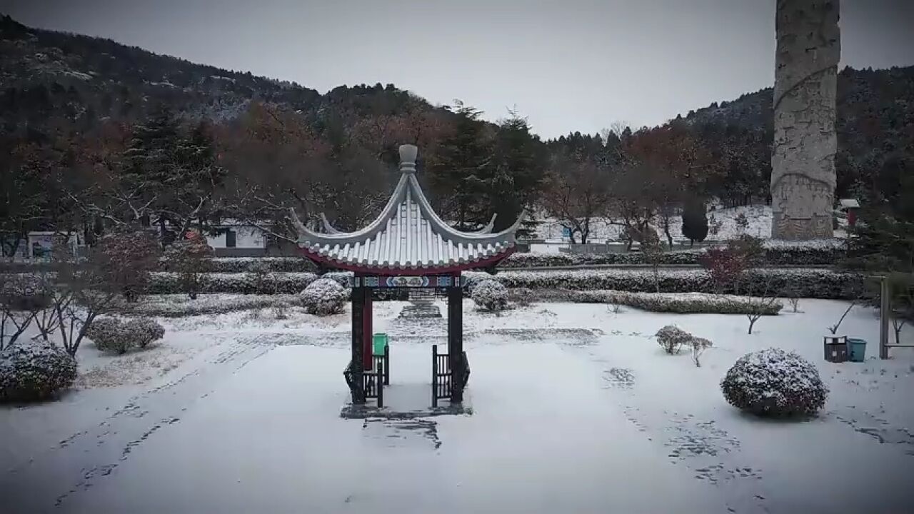 济宁邹城市:五宝庵山雪映韵 水墨禅心绘冬卷