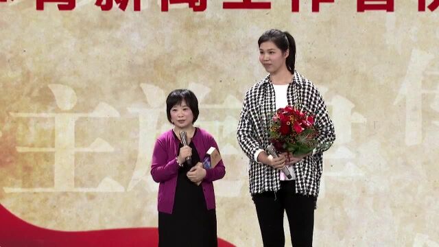 女排里约奇迹幕后故事:郎导发短信说顽强拼搏是中国女排的名字