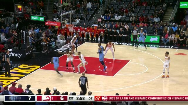 配合天衣无缝！穆雷眼疾手快助攻科林斯空中折叠暴扣