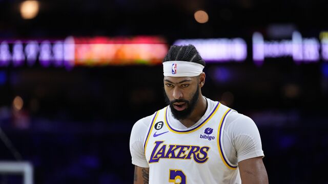 戴维斯vs费城集锦 全场31+12内线一柱擎天连续轰炸篮筐