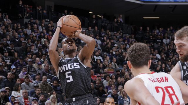 福克斯vs火箭集锦 内外开花轻取24+9率队大胜火箭