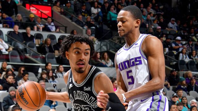 国王119-109马刺 萨博尼斯34分国王战胜马刺