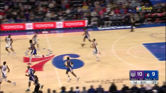 正面挑战恩比德！萨博尼斯空切篮下飞身上篮