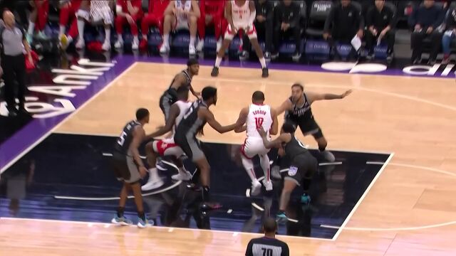 一个字就是干 戈登急停抛投打成2+1