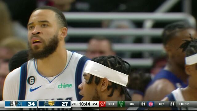 直接往天上扔就行了 约什-格林连线麦基打成2+1