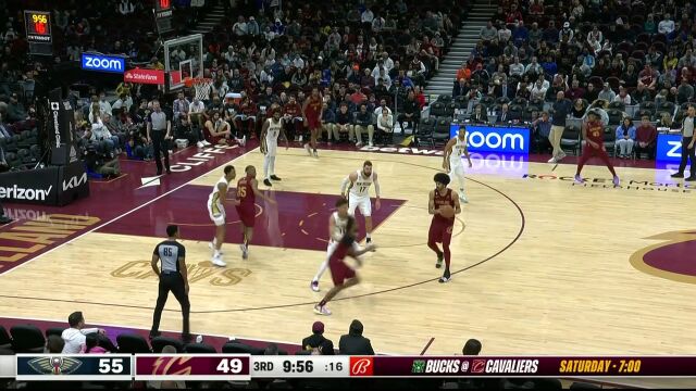 咱也是全明星中锋啊！阿伦篮下越扣越嗨 反击再送钉板封盖