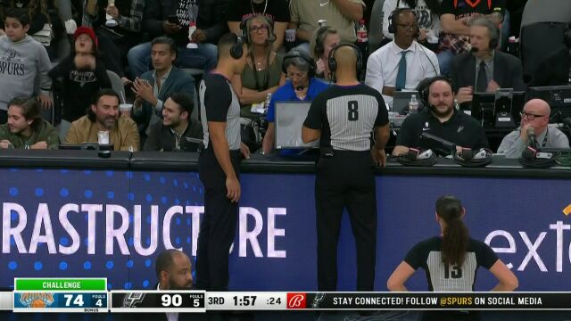 NBA常规赛：尼克斯vs马刺第3节中文解说回放