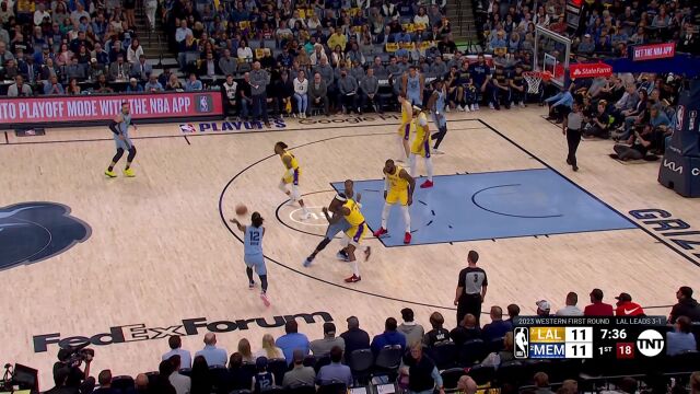 在我地盘这你得听我的！ 浓眉高高跃起送给狄龙遮天大帽