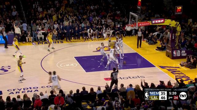 自己队的自己宠！詹姆斯弧顶发牌里弗斯干拔三分手起刀落