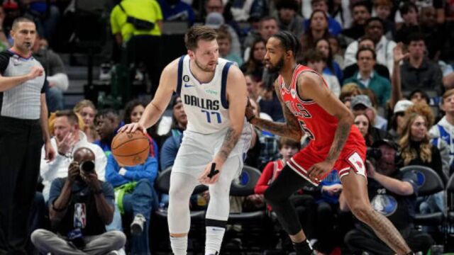 东契奇vs公牛集锦 11+5+3第二节初主动犯规离场