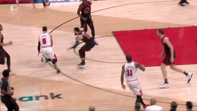 NBA附加赛：公牛vs猛龙第3节中文解说回放