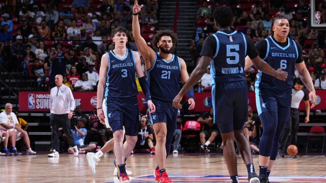 灰熊100-69湖人 灰熊多点开花六人得分上双大胜湖人