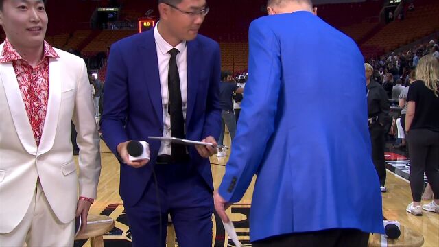 总决赛G3赛后《加班一小时》全场回放