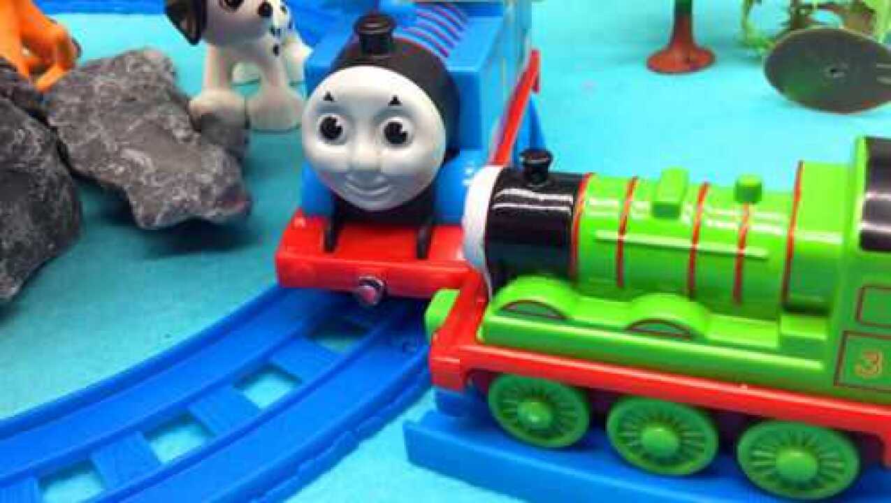 1280