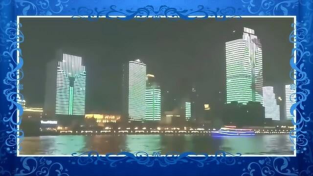 五彩缤纷波光粼粼!上海徐汇滨江大道夜景