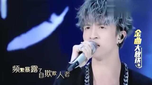 薛之谦演唱歌曲《绅士》,好听