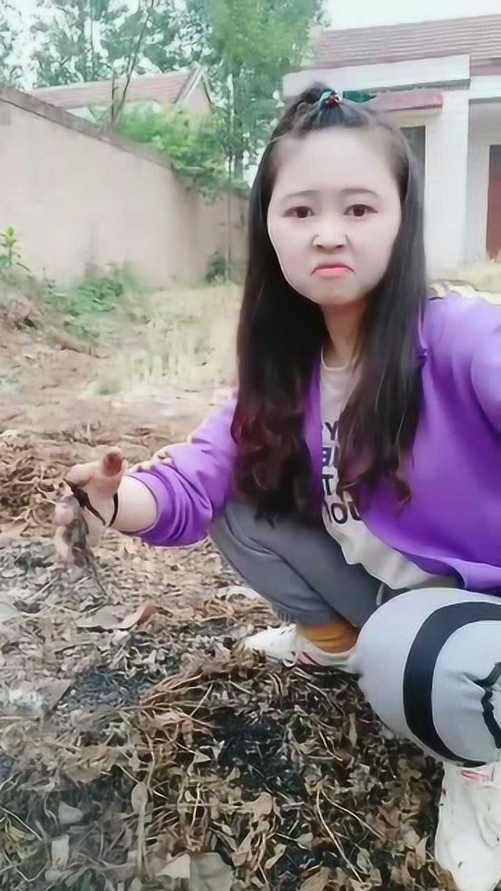 农村小妮第一次点火草垛着了_腾讯视频